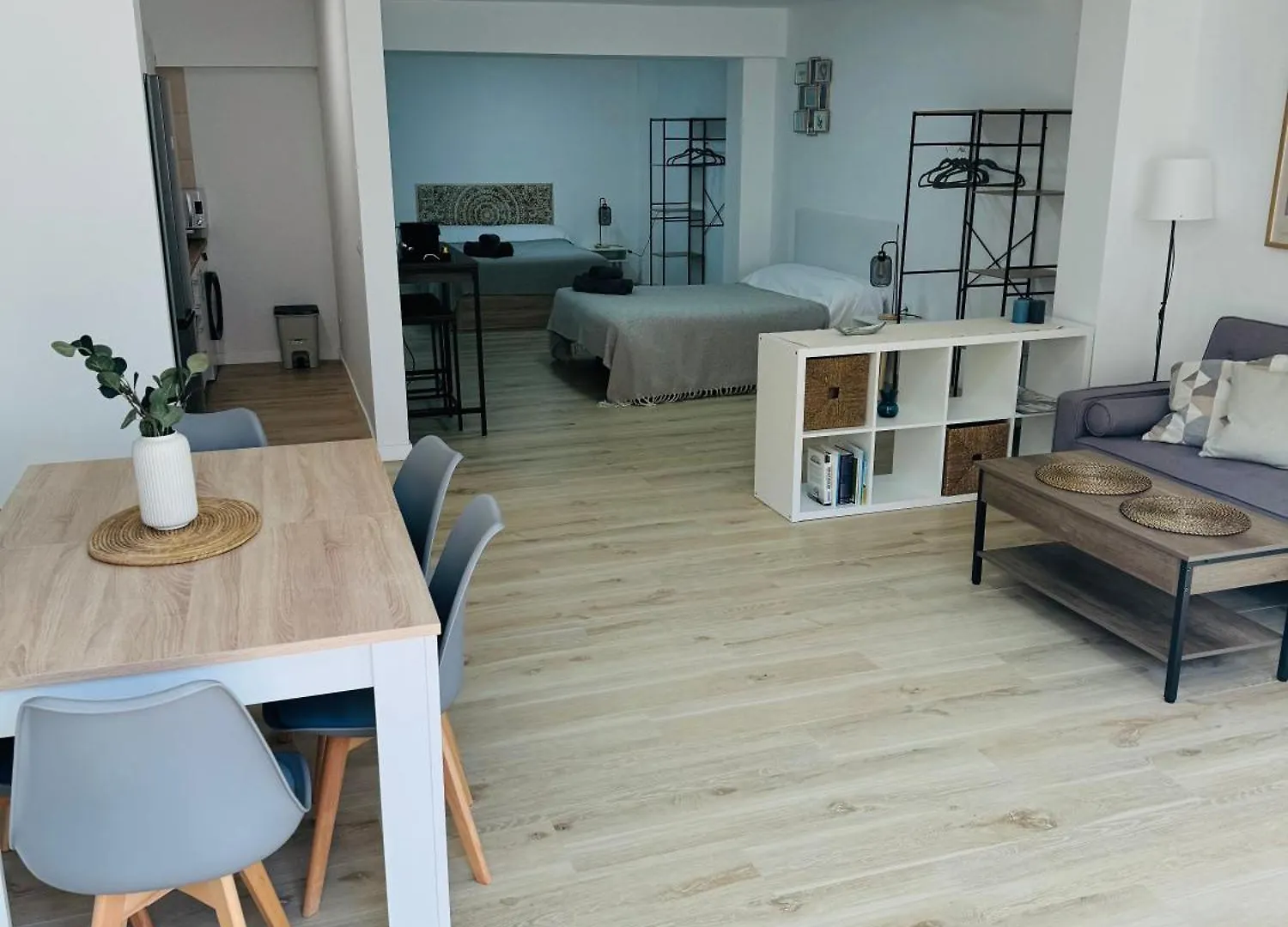 Kontakte von Loft La Nogalera